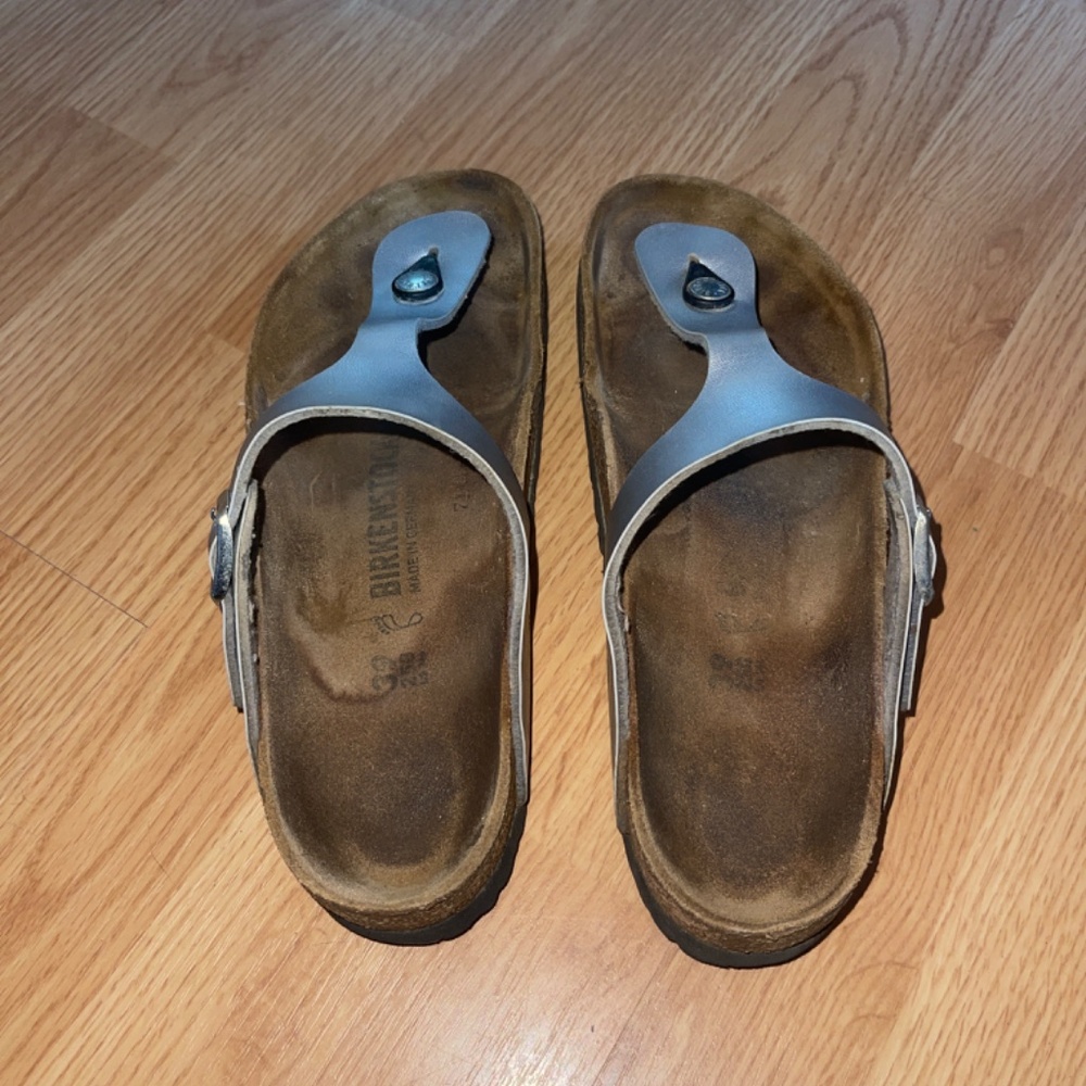 Birkenstock Silver Metallic Thong Toe / Slip On Sandals Size 39 - Picture 5 of 7